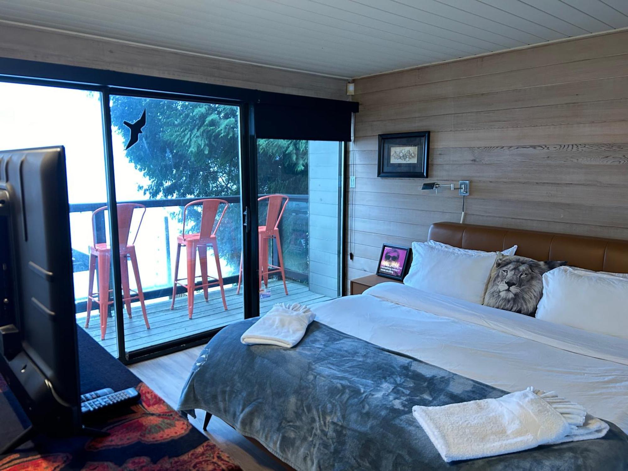 ווסט ונקובר Waterfront Cottage With Superb Coastline Views מראה חיצוני תמונה